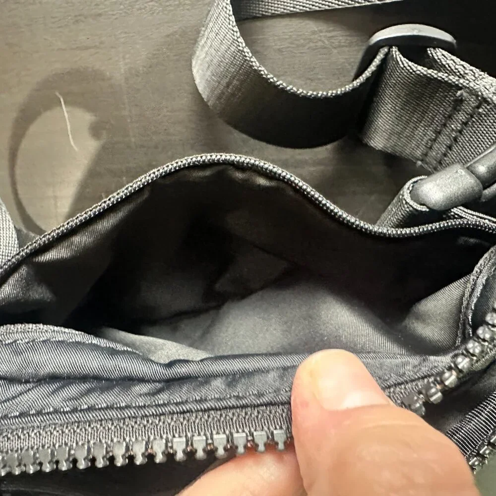 LULULEMON Everywhere Belt Bag Black